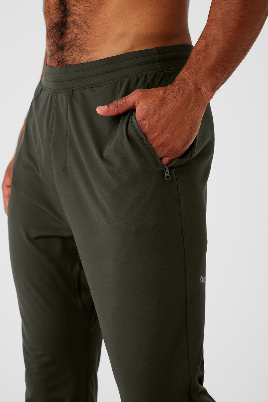Conquer React Performance Pant - Stealth Green — photo 4