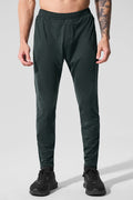 Conquer React Performance Pant - Charcoal Green — photo 1