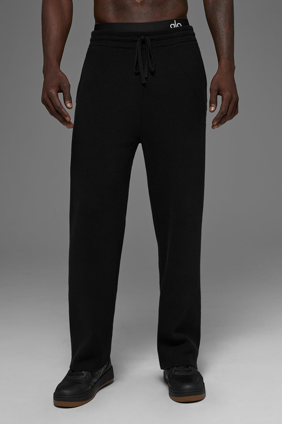 Scholar Straight Leg Sweatpant - Black — photo 1