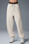 Triumph Restore Sweatpant - Bone — photo 1