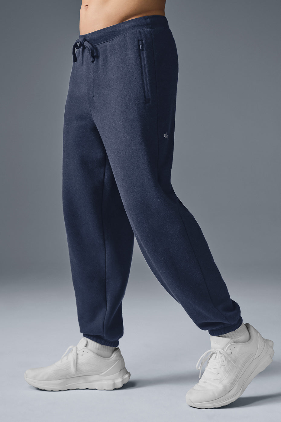 Triumph Restore Sweatpant - Navy — photo 3