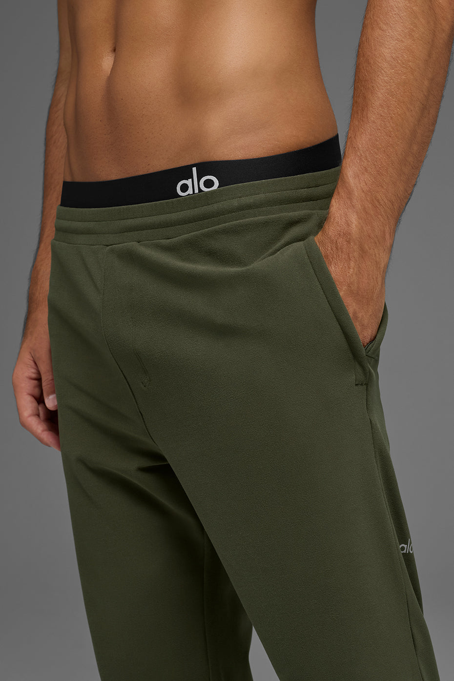 Conquer Max Performance Jogger - Green Olive — photo 2