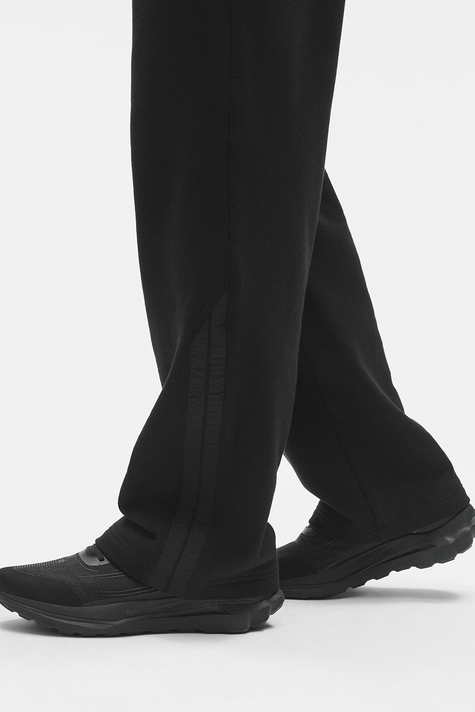 Field Sweatpant - Black — photo 4