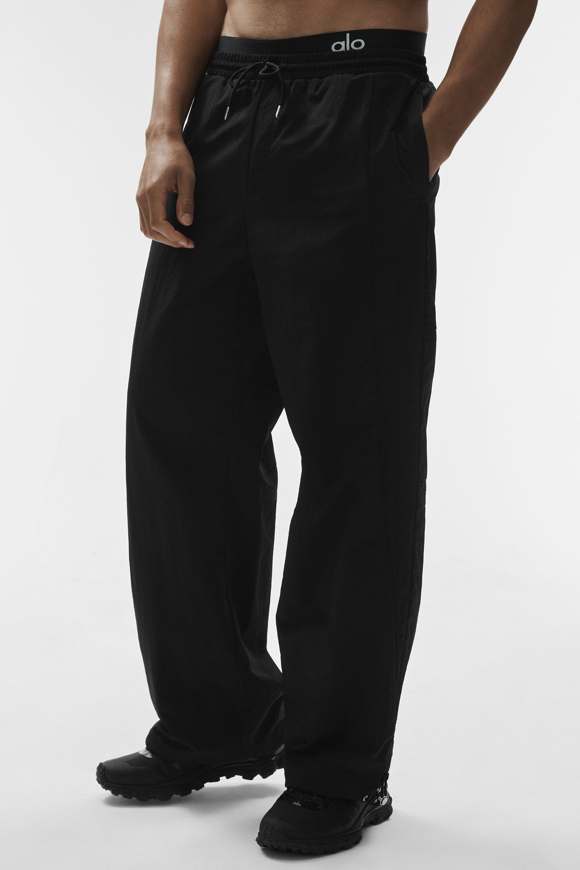 Takeaway Track Straight Leg Pant - Black — photo 3