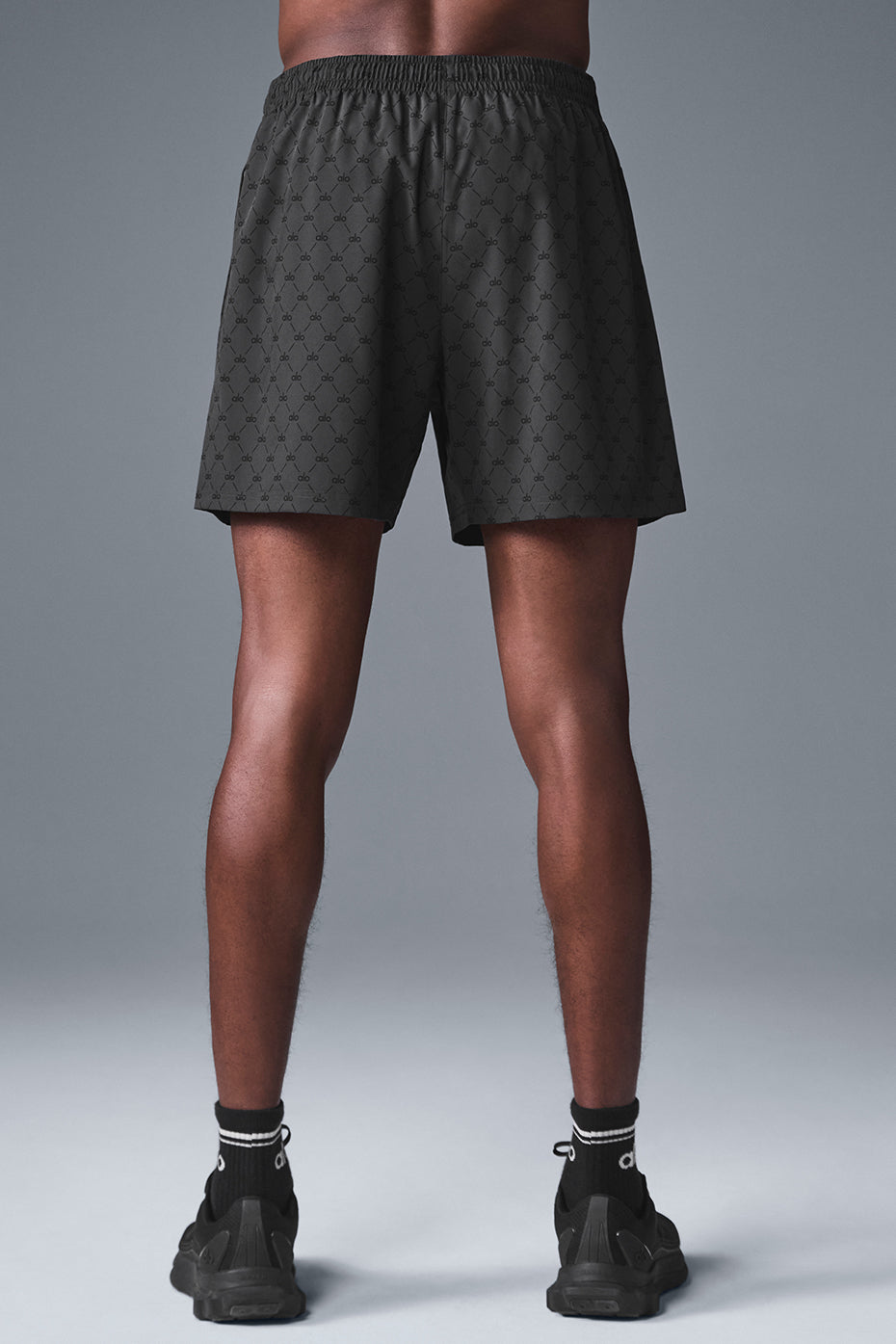 7'' Diamond Circuit Short - Anthracite/Black — photo 3