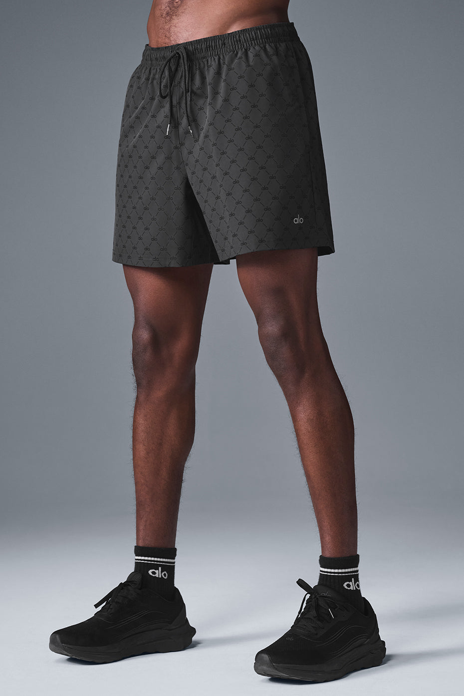 7'' Diamond Circuit Short - Anthracite/Black — photo 4