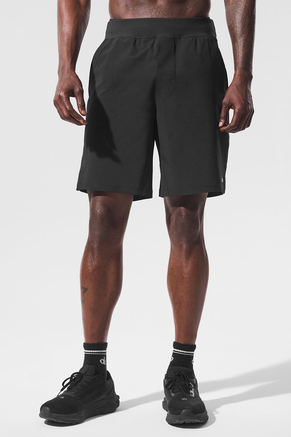 9" Repetition Short - Black — photo 1