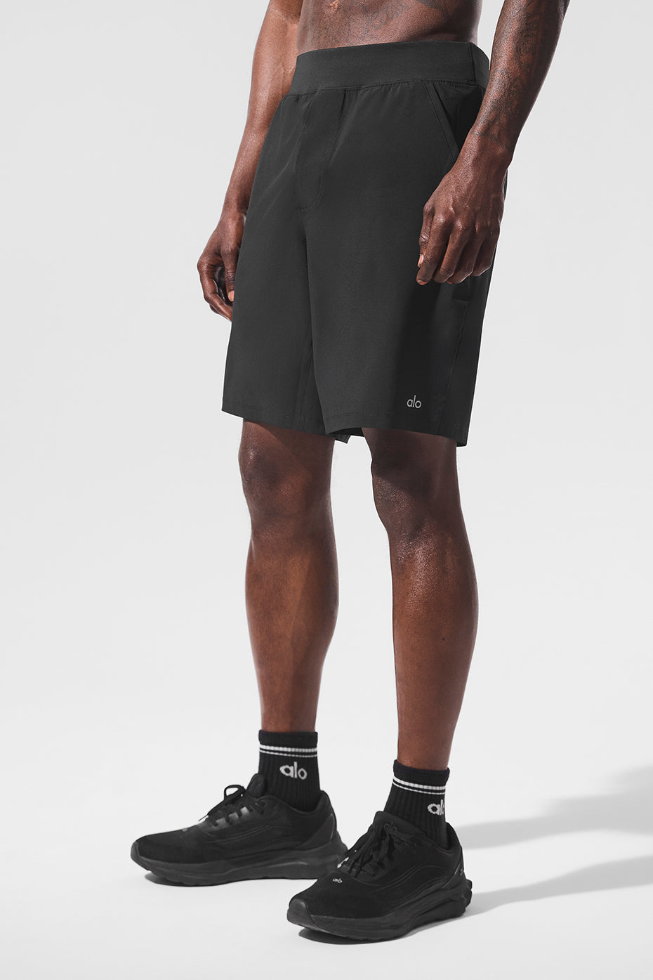 9" Repetition Short - Black — photo 4