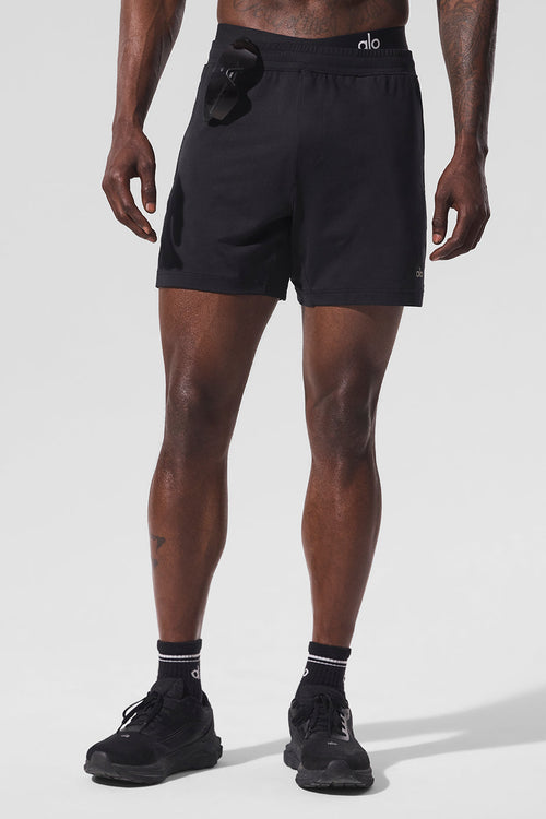7" Conquer React Performance Short - Black — photo 1
