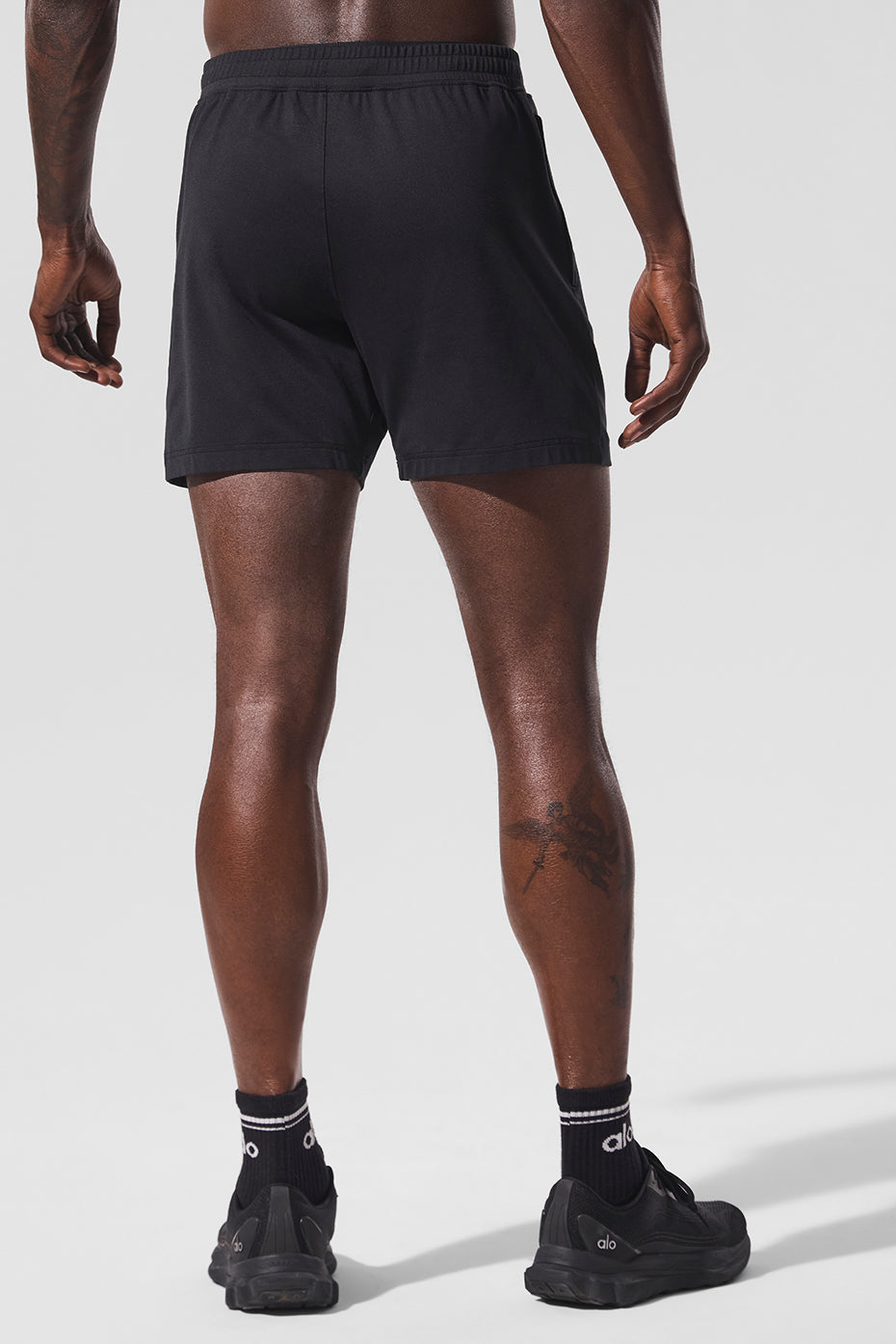 7" Conquer React Performance Short - Black — photo 2