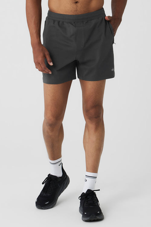 7" Conquer React Performance Short - Anthracite — photo 1