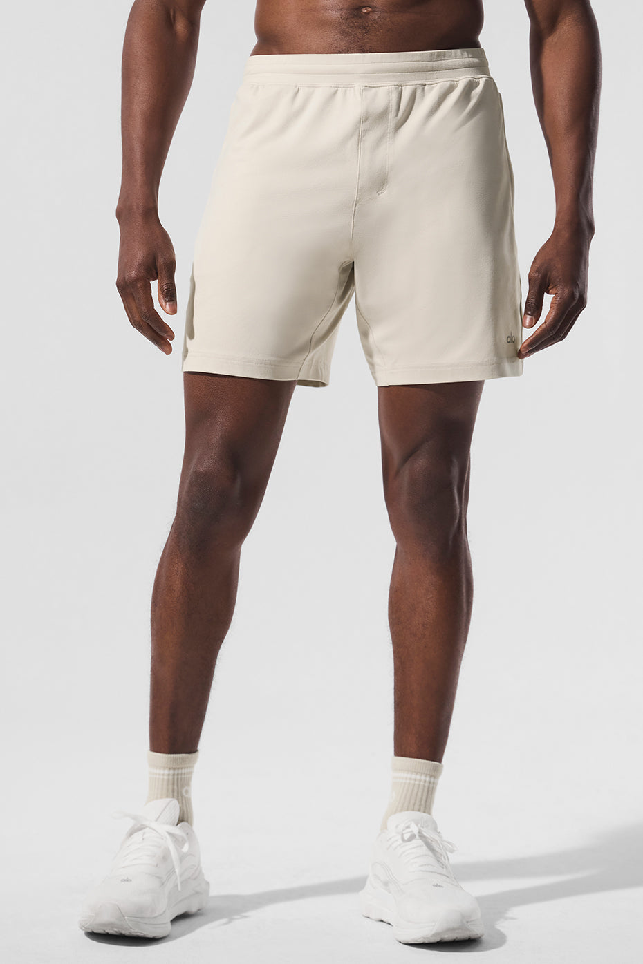 7" Conquer React Performance Short - Bone — photo 2