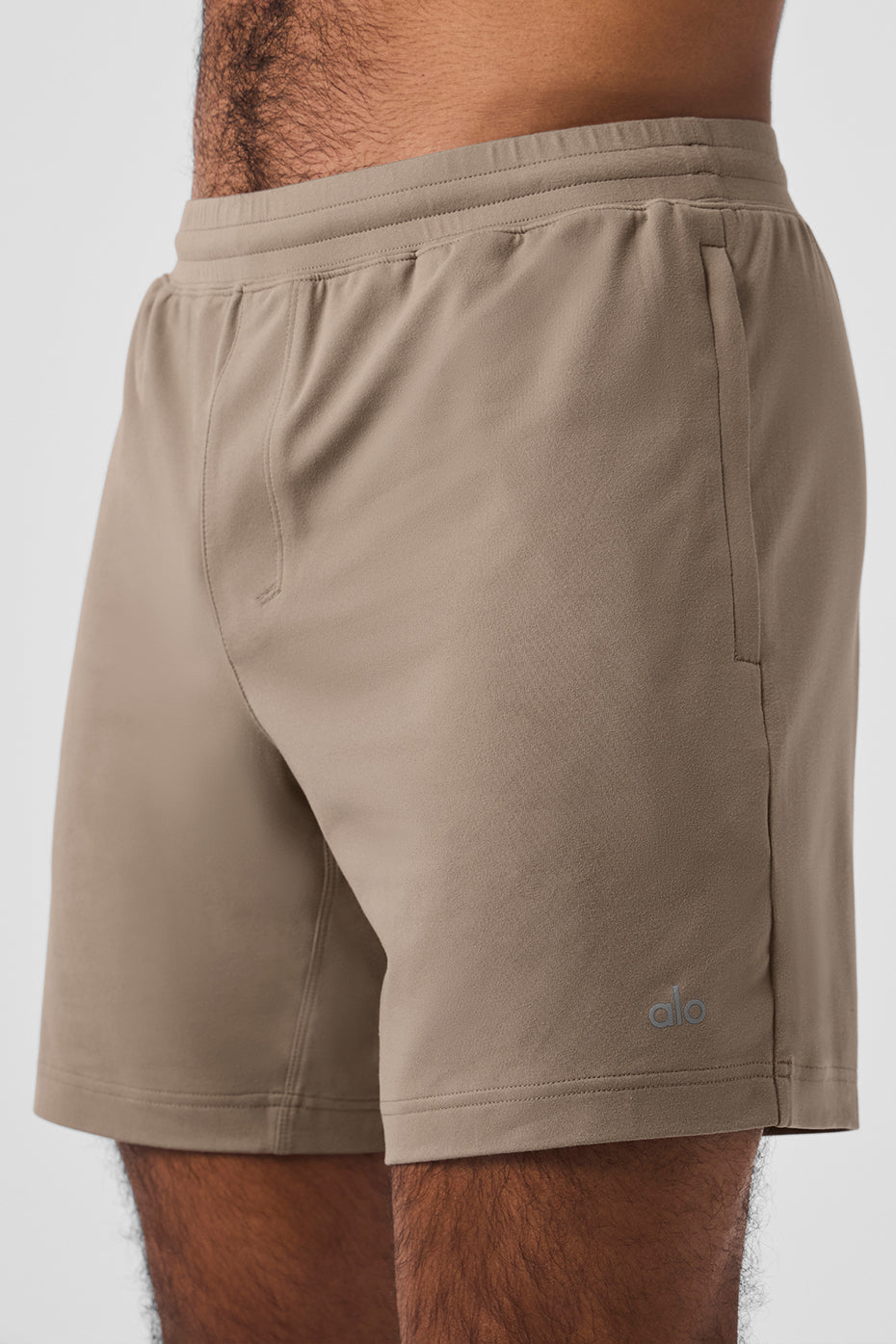 7" Conquer React Performance Short - Gravel — photo 4