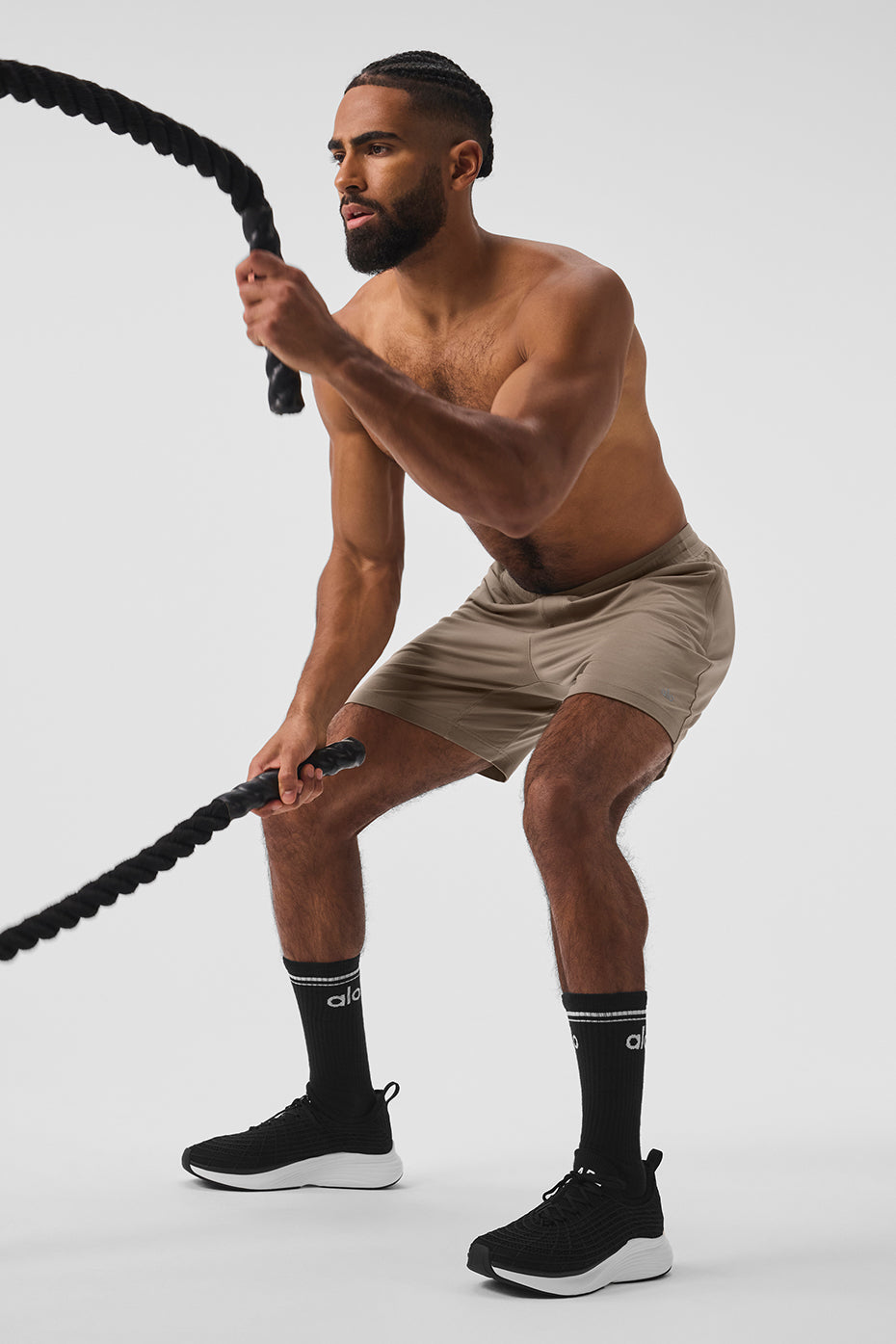 7" Conquer React Performance Short - Gravel — photo 5