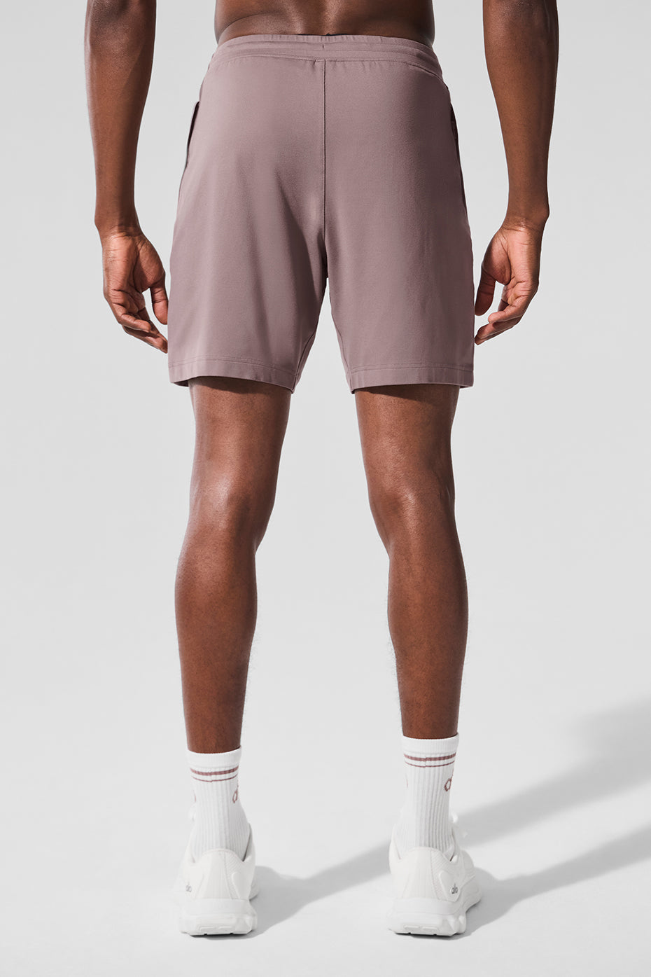 7" Conquer React Performance Short - Mushroom — photo 2