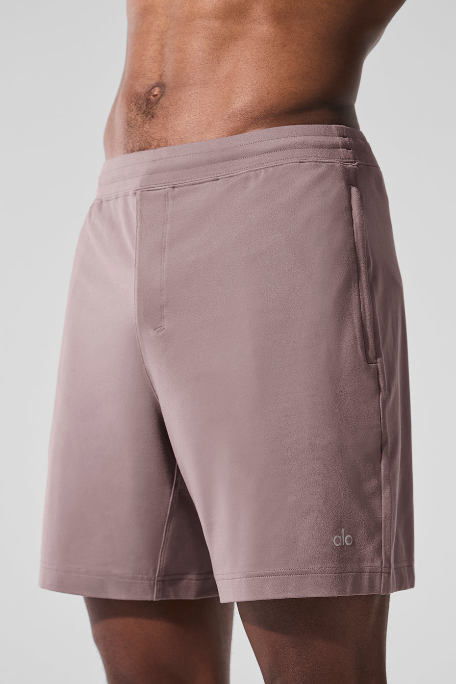 7" Conquer React Performance Short - Mushroom — photo 4