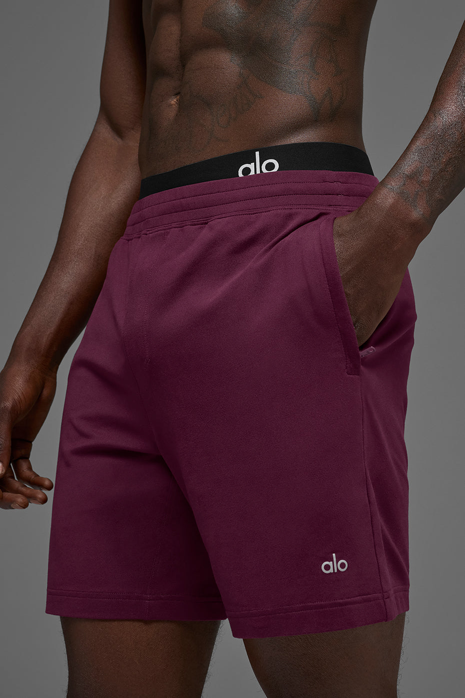 7" Conquer React Performance Short - Burgundy — photo 3