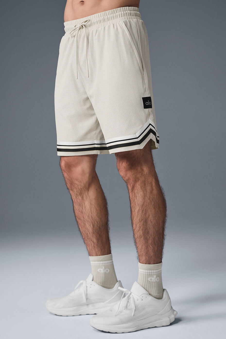9" Traction Arena Short - Bone — photo 3