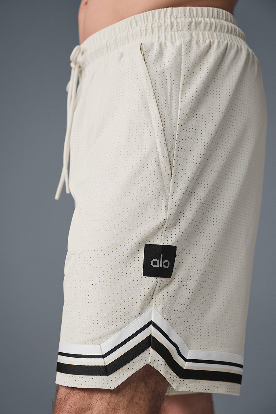 9" Traction Arena Short - Bone — photo 4