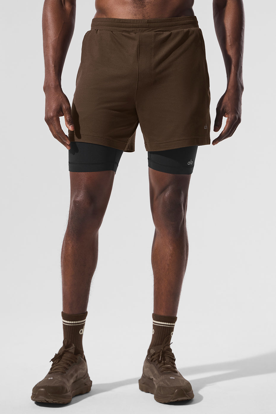 Conquer React 2-In-1 Performance Short - Espresso/Black — photo 3