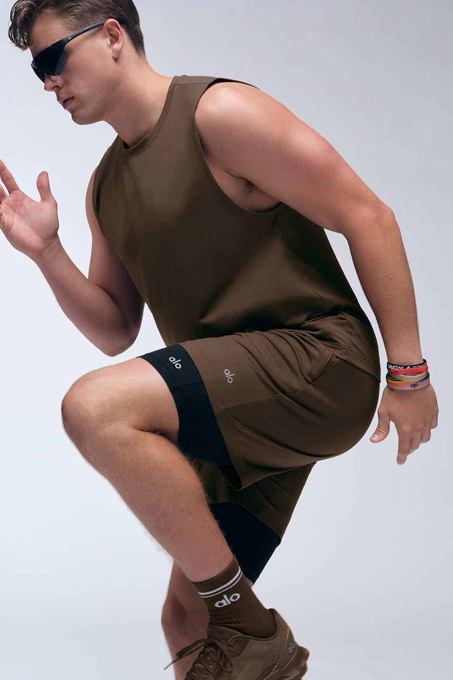 Conquer React 2-In-1 Performance Short - Espresso/Black — photo 1