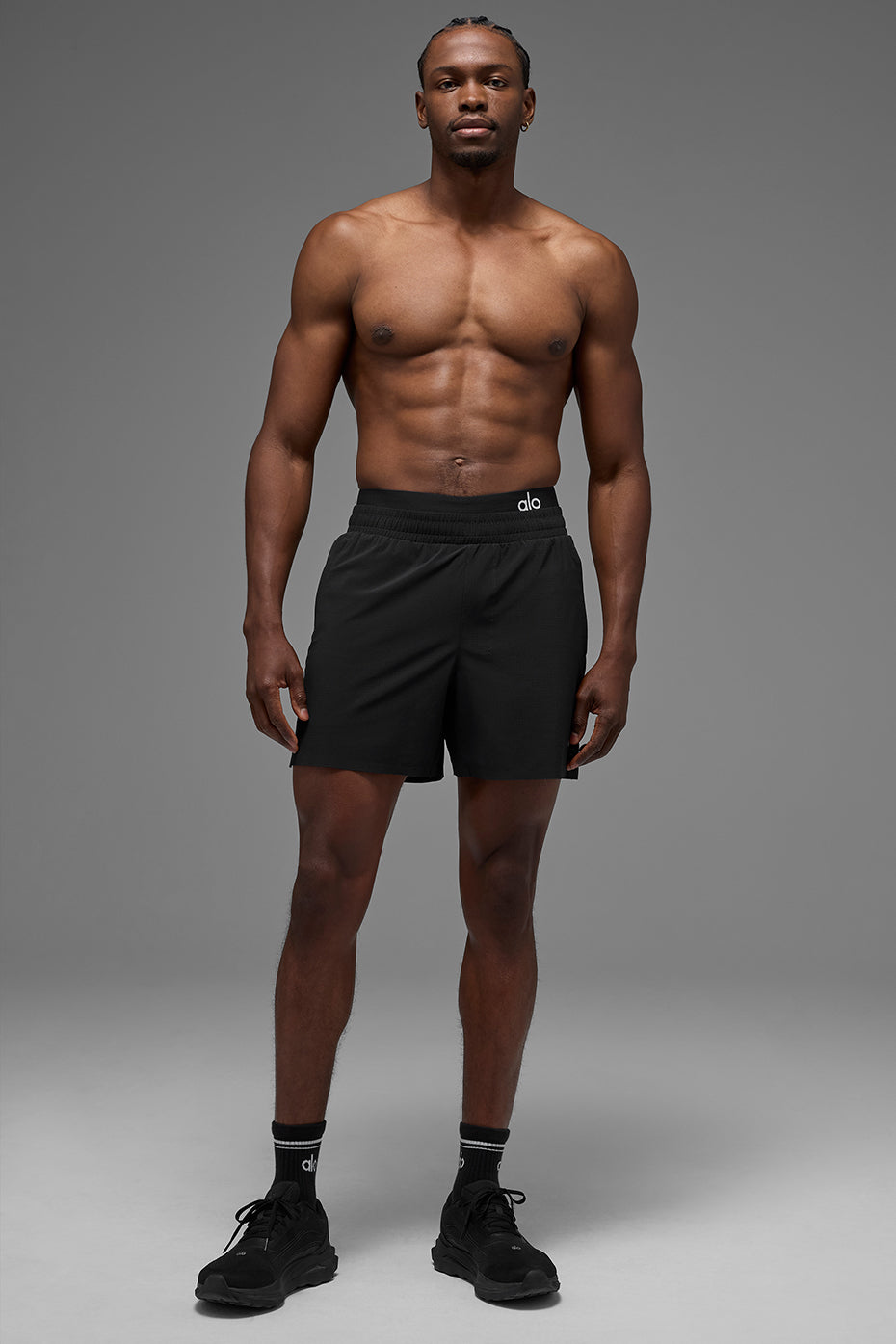 5" Traction Running Short - Black — photo 5