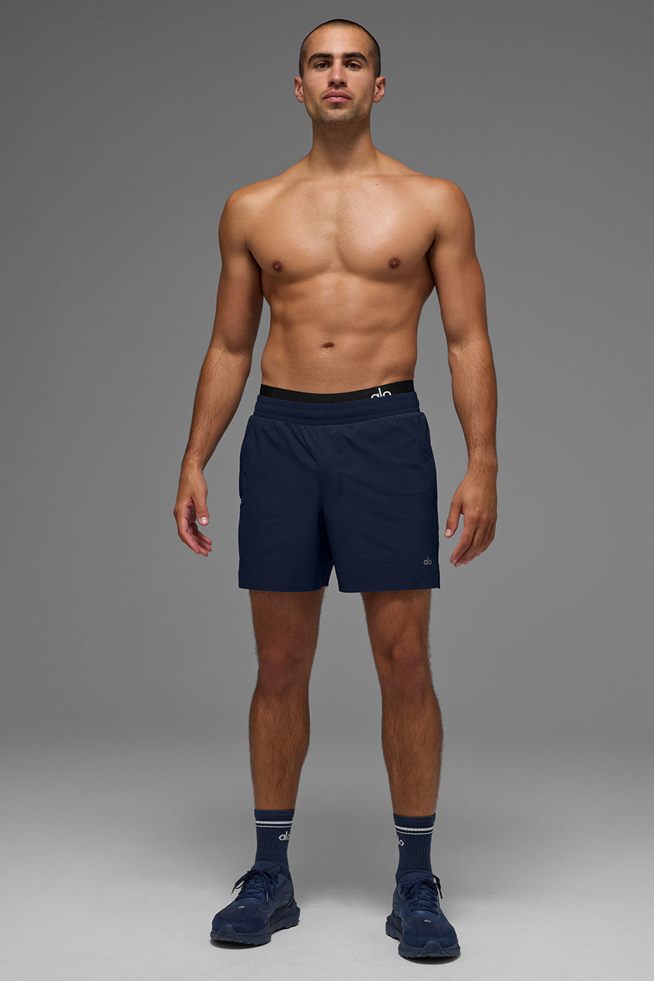 5" Traction Running Short - Navy — photo 5