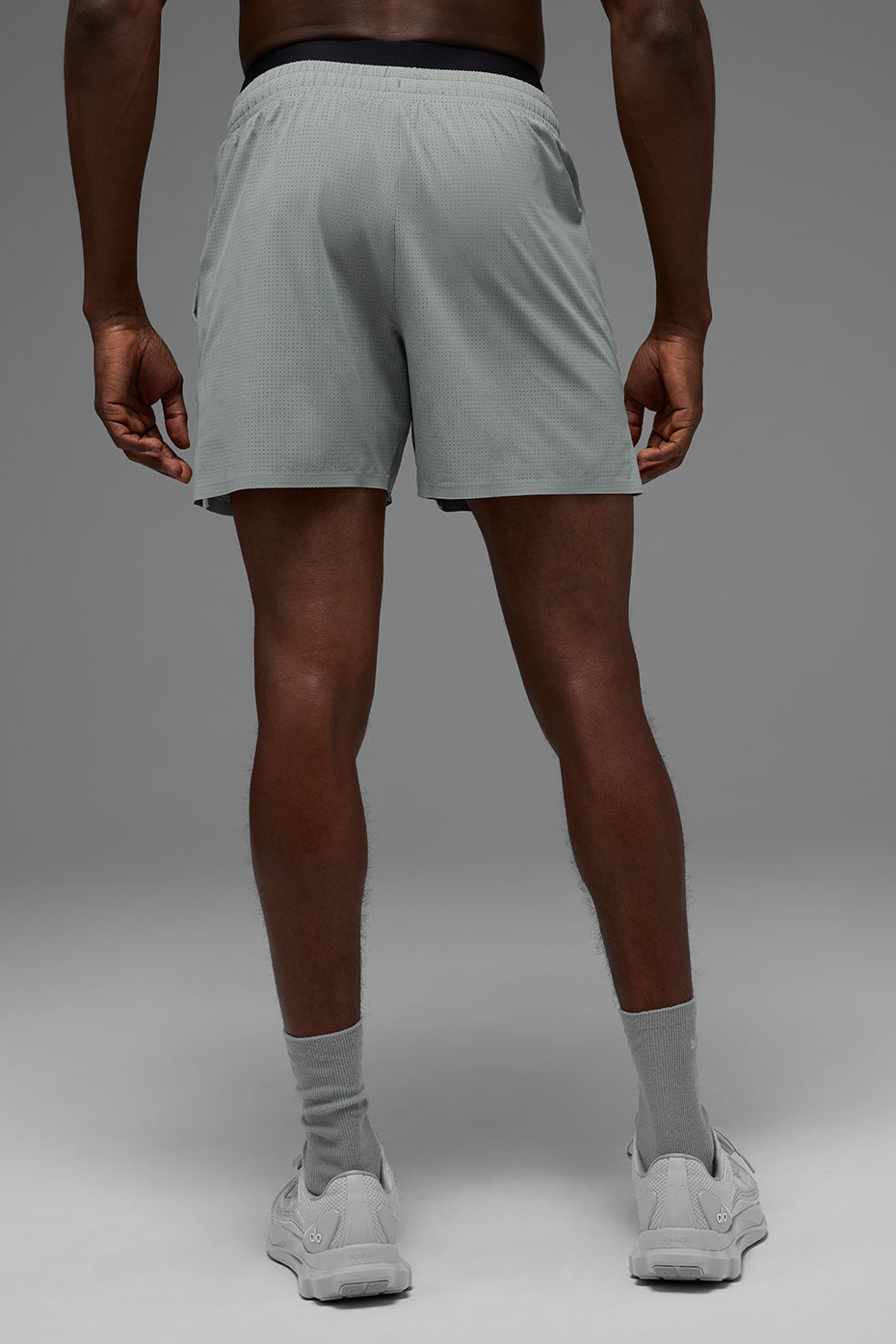 5" Traction Running Short - Lunar Grey — photo 3