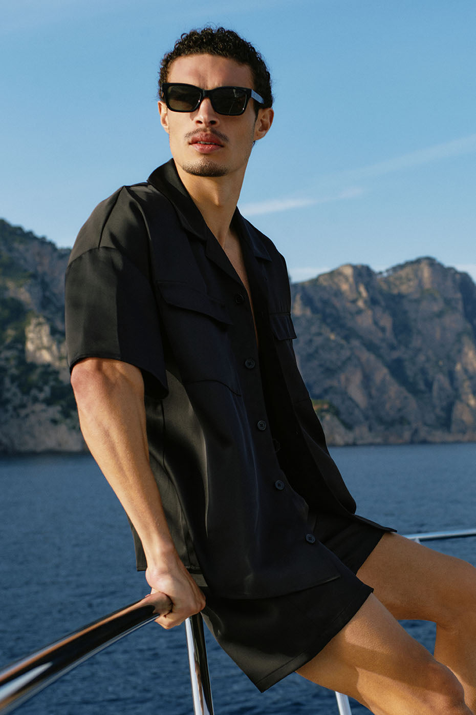 7" Satin Horizon Short - Black — photo 1