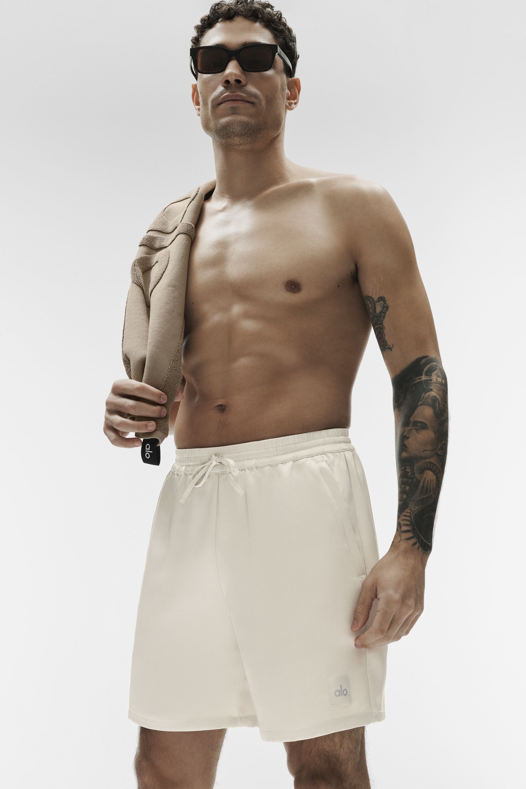 7" Satin Horizon Short - Bone — photo 3
