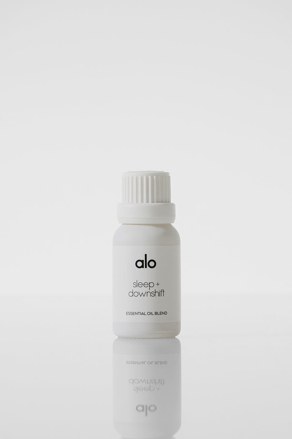Sleep & Downshift Essential Oil Blend — photo 2