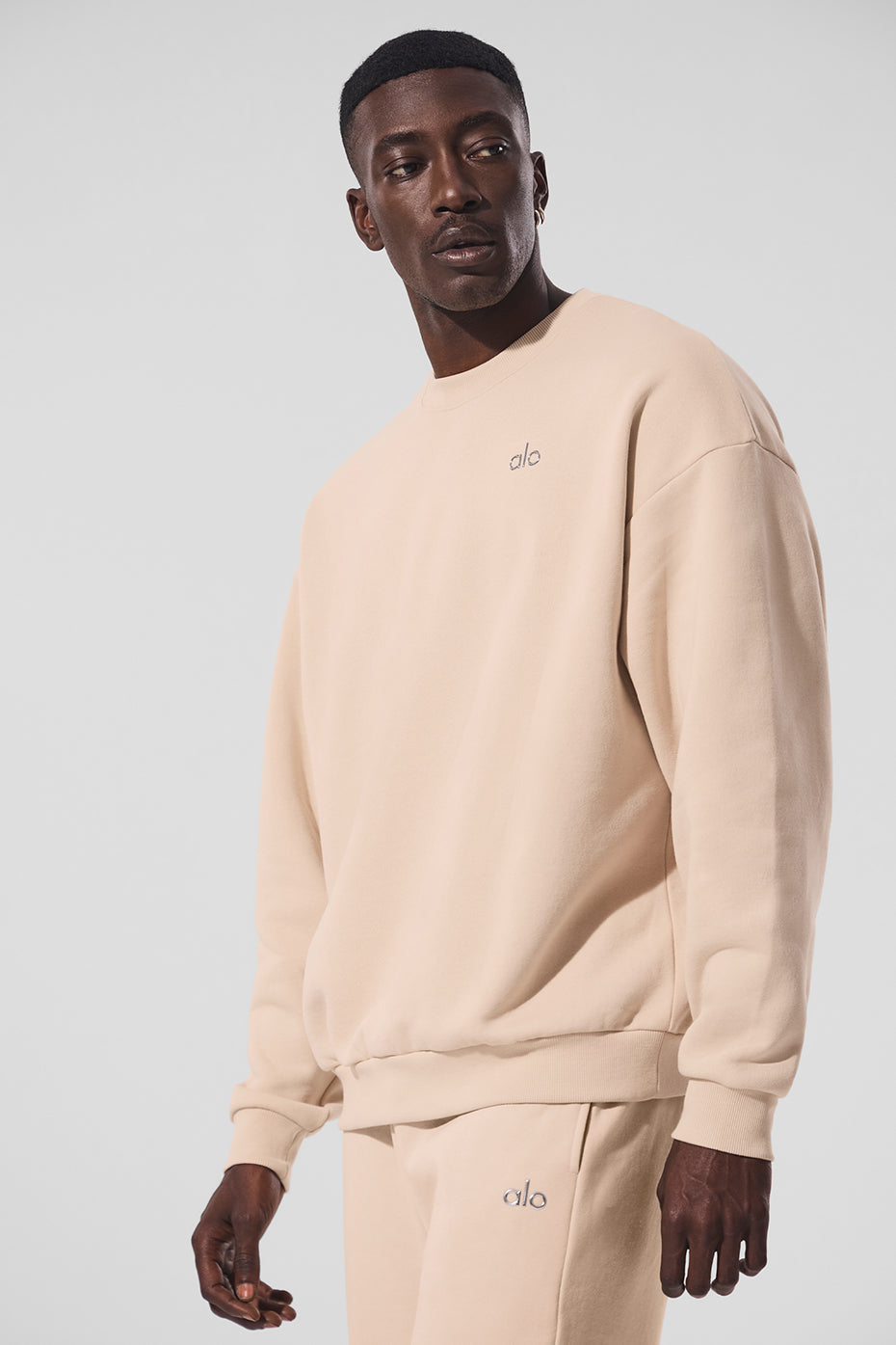 Accolade Crew Neck Pullover - Macadamia — photo 1
