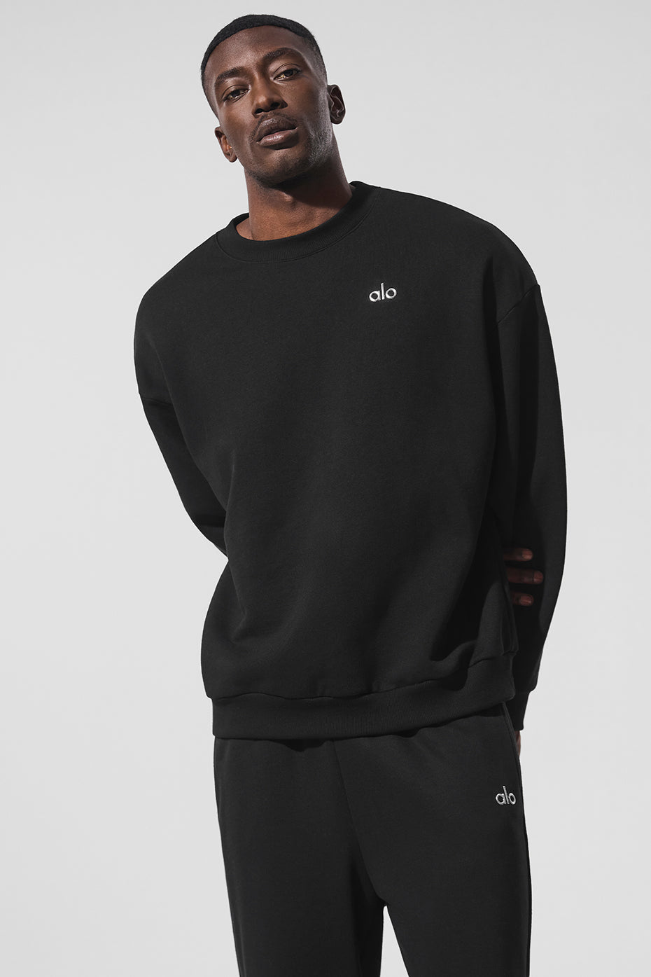 Accolade Crew Neck Pullover - Black — photo 1