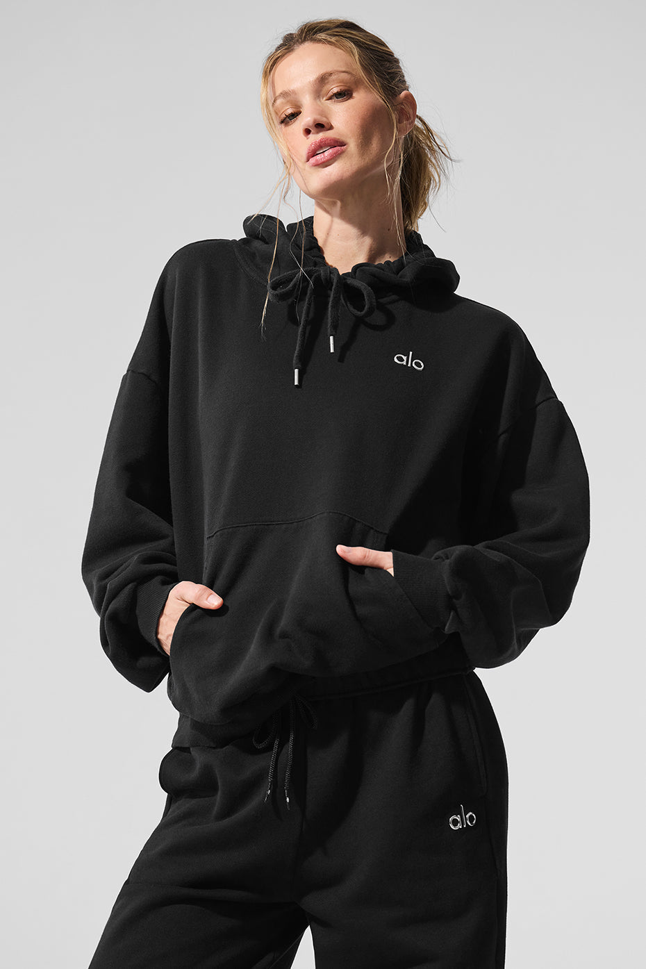 Accolade Hoodie - Black — photo 1