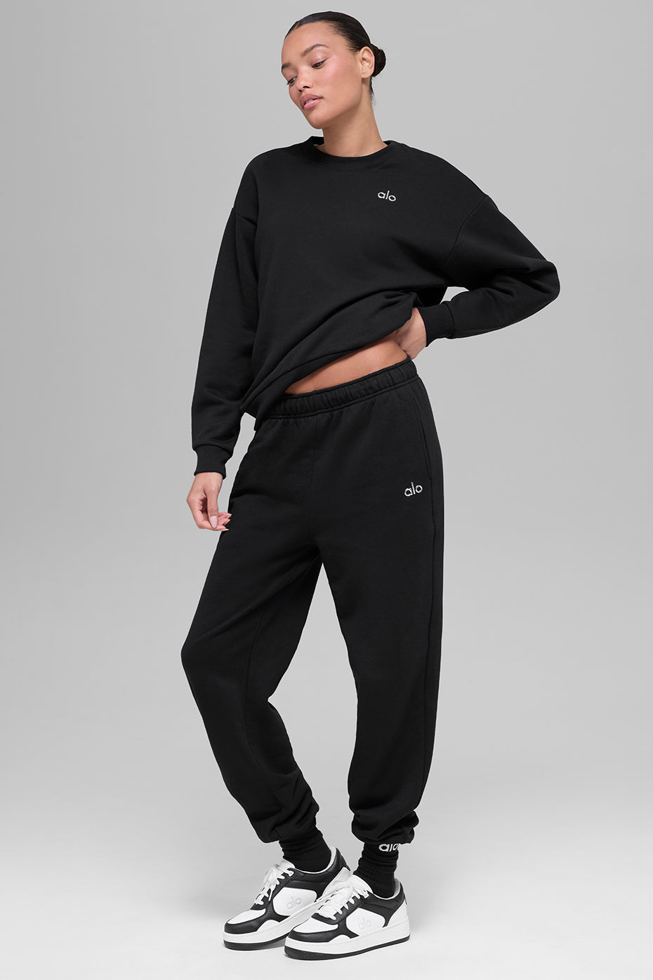 Accolade Crew Neck Pullover - Black — photo 5