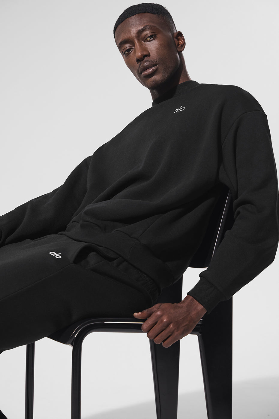 Accolade Crew Neck Pullover - Black — photo 3