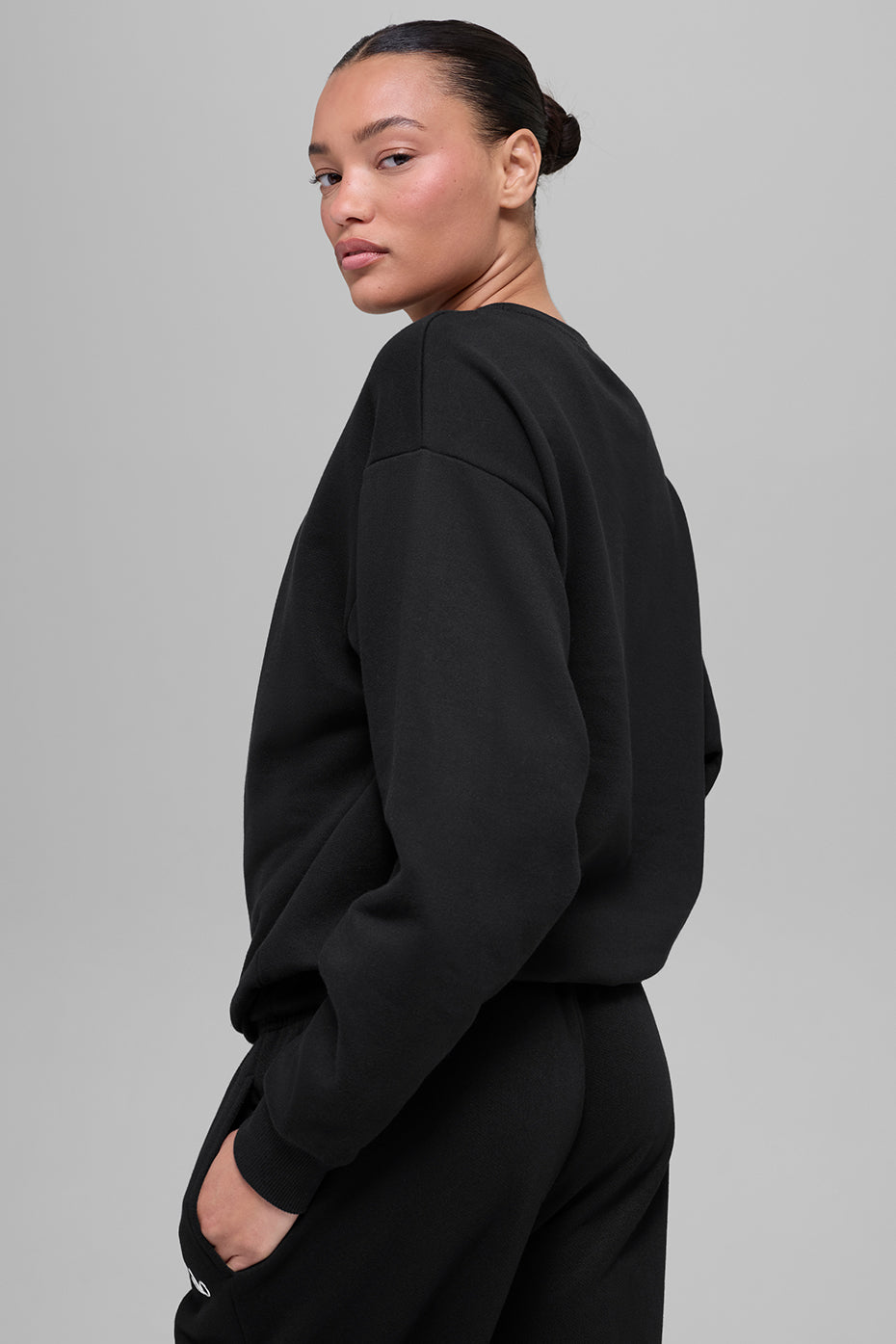 Accolade Crew Neck Pullover - Black — photo 3