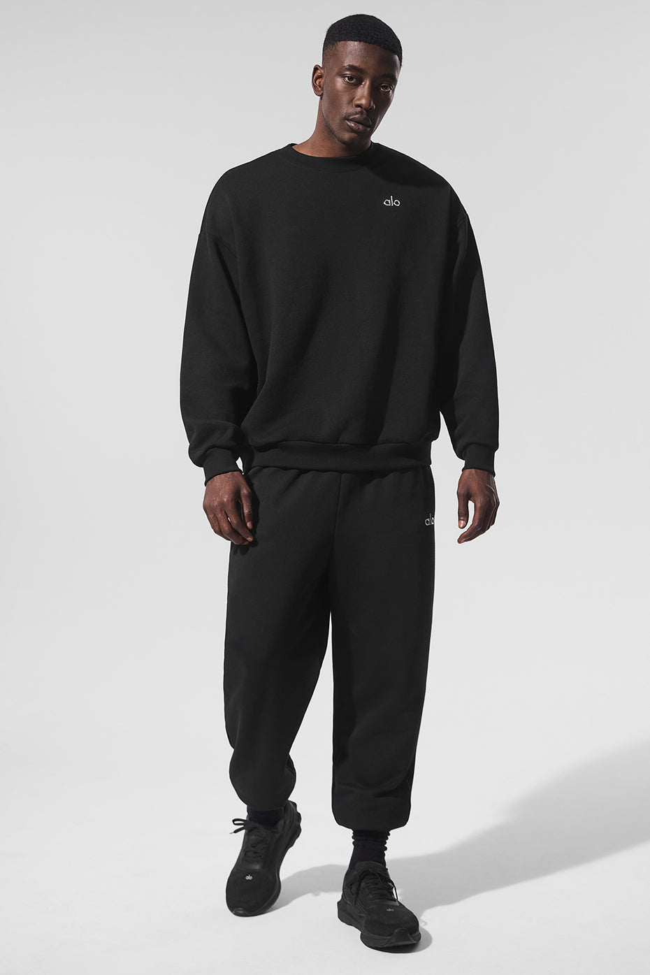 Accolade Crew Neck Pullover - Black — photo 4