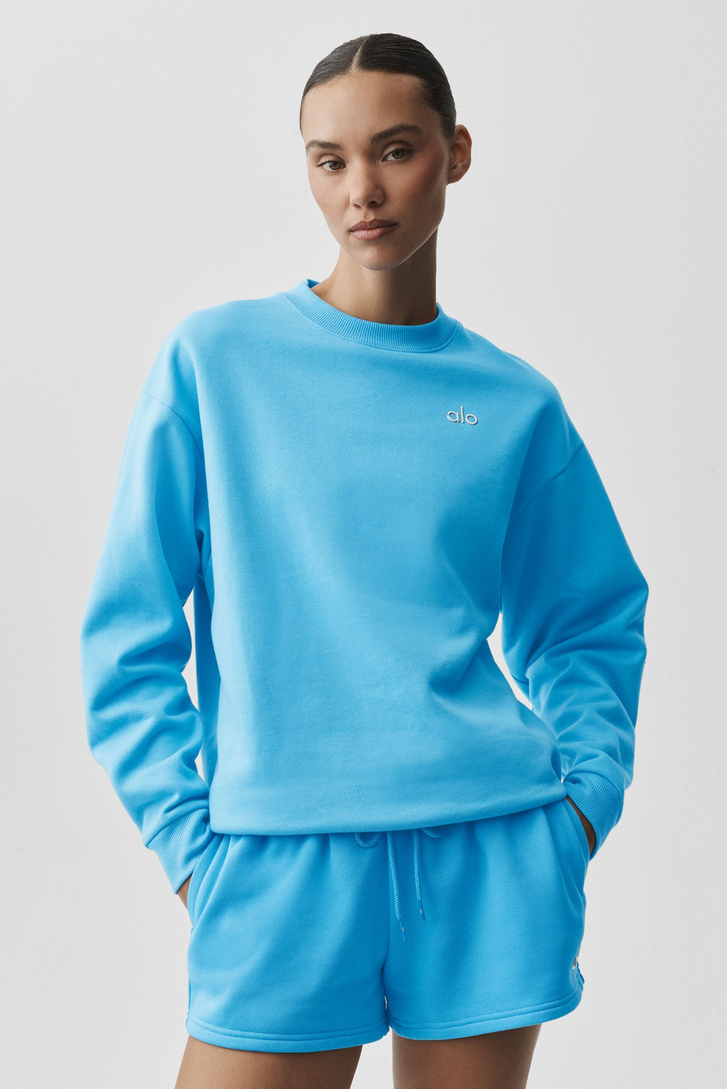 Accolade Crew Neck Pullover - Azure Blue — photo 2