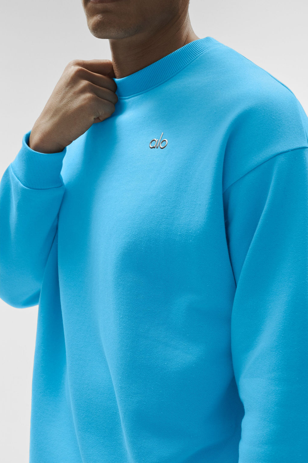 Accolade Crew Neck Pullover - Azure Blue — photo 3