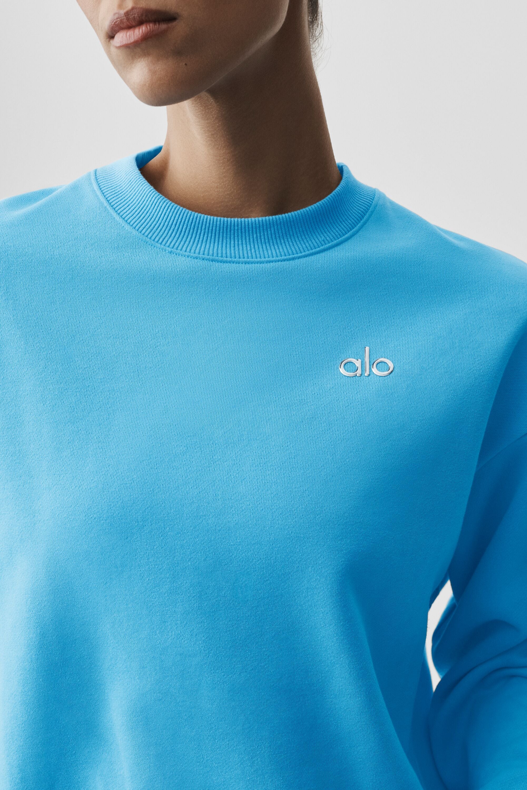 Accolade Crew Neck Pullover - Azure Blue — photo 4