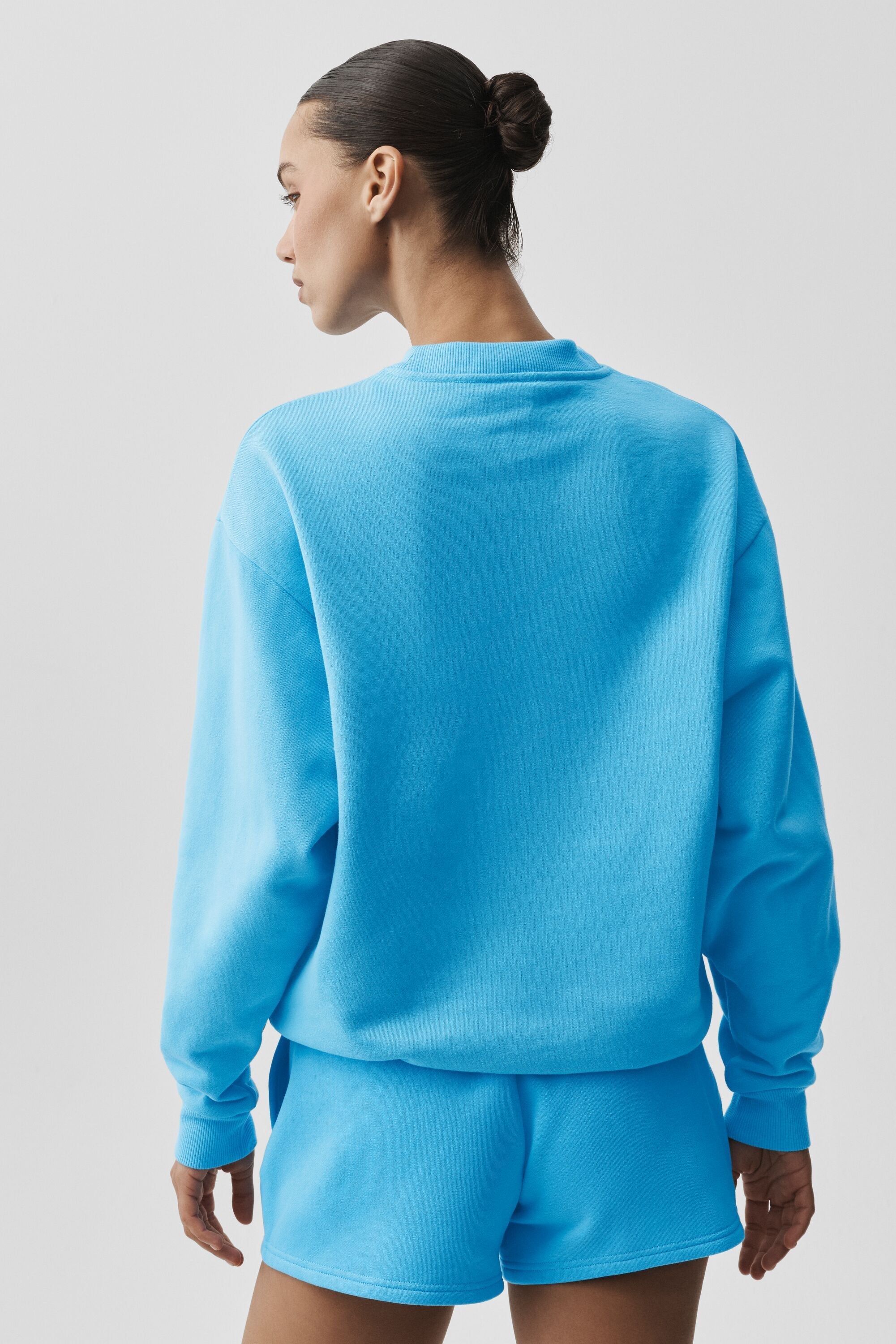 Accolade Crew Neck Pullover - Azure Blue — photo 3