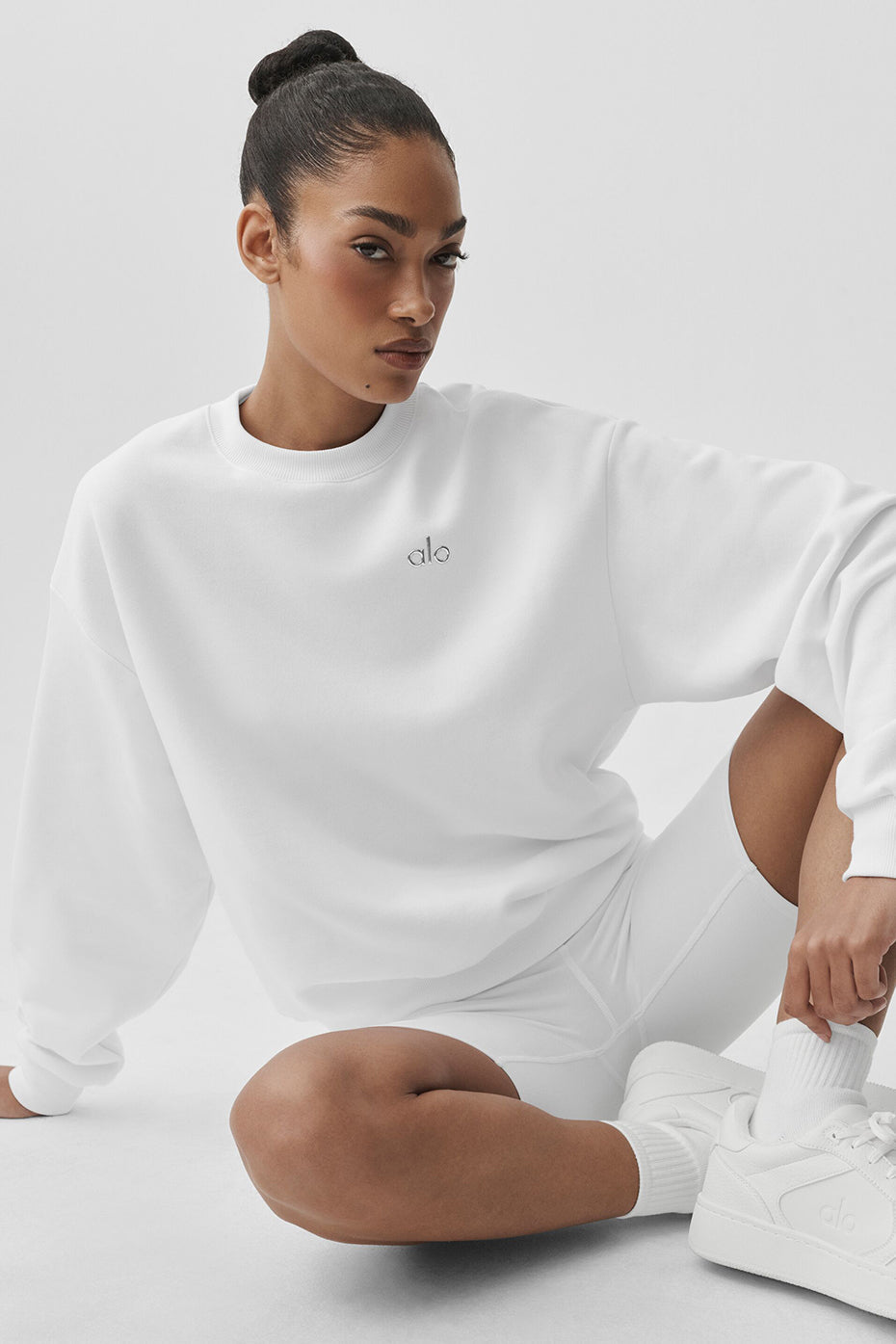 Accolade Crew Neck Pullover - White — photo 3