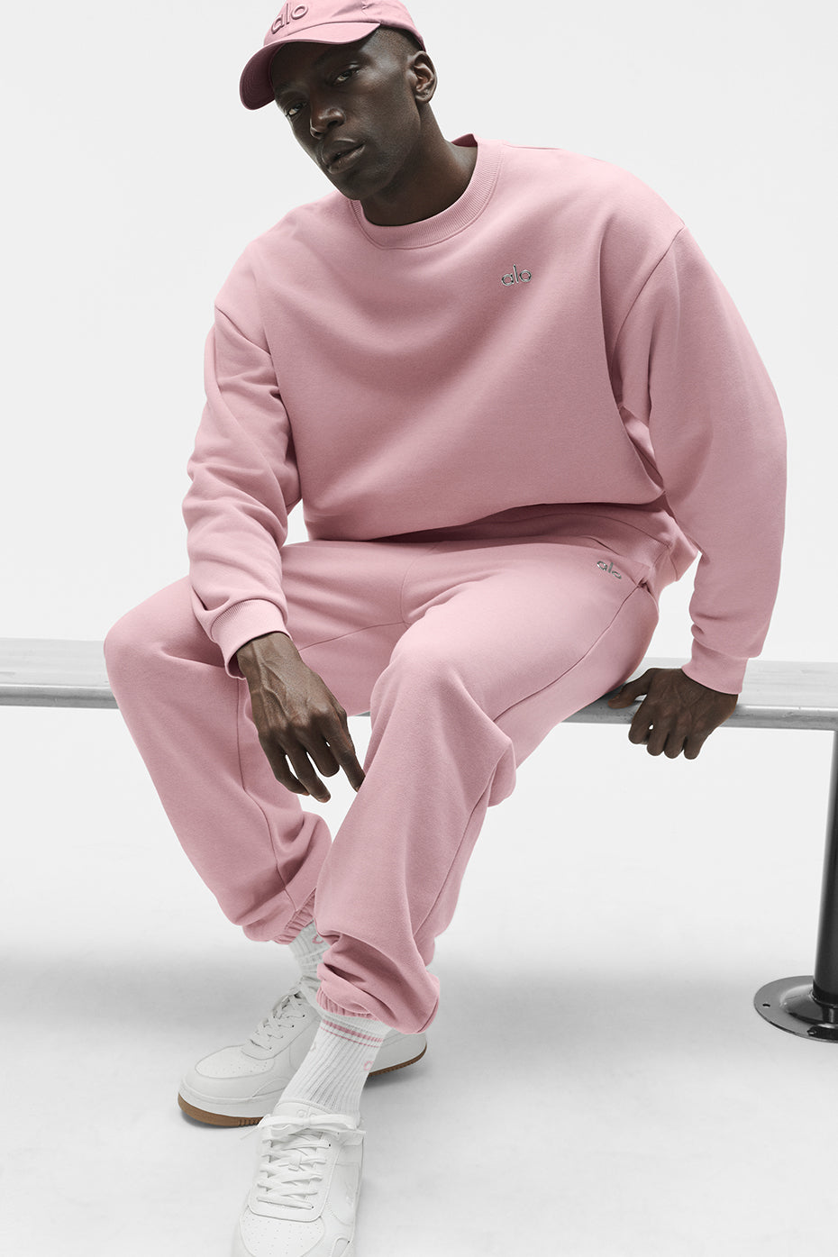 Accolade Crew Neck Pullover - Vintage Pink — photo 1