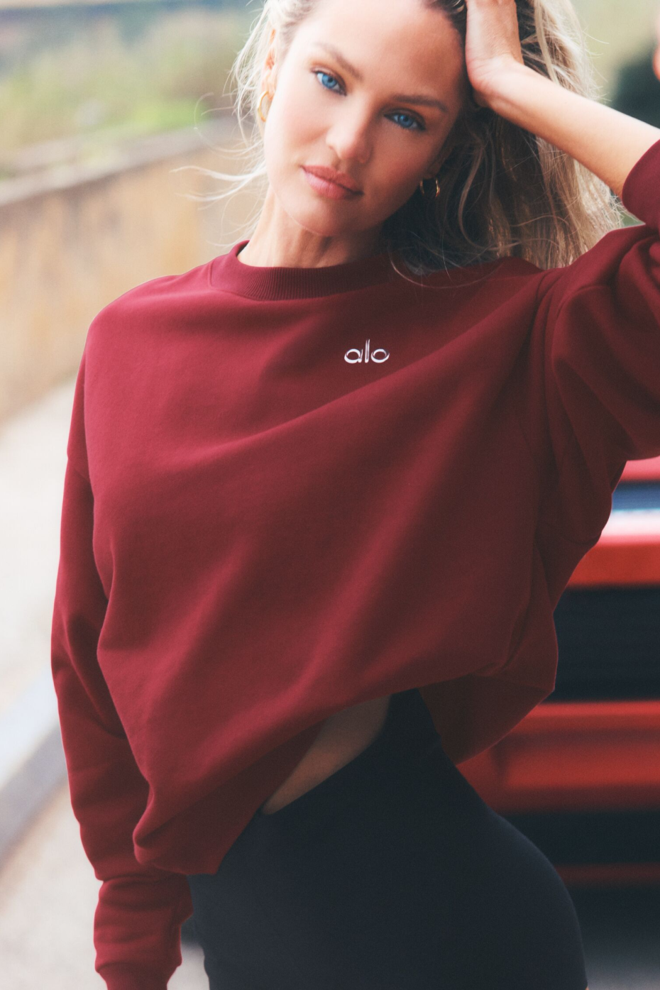 Accolade Crew Neck Pullover - Summer Romance Red — photo 1