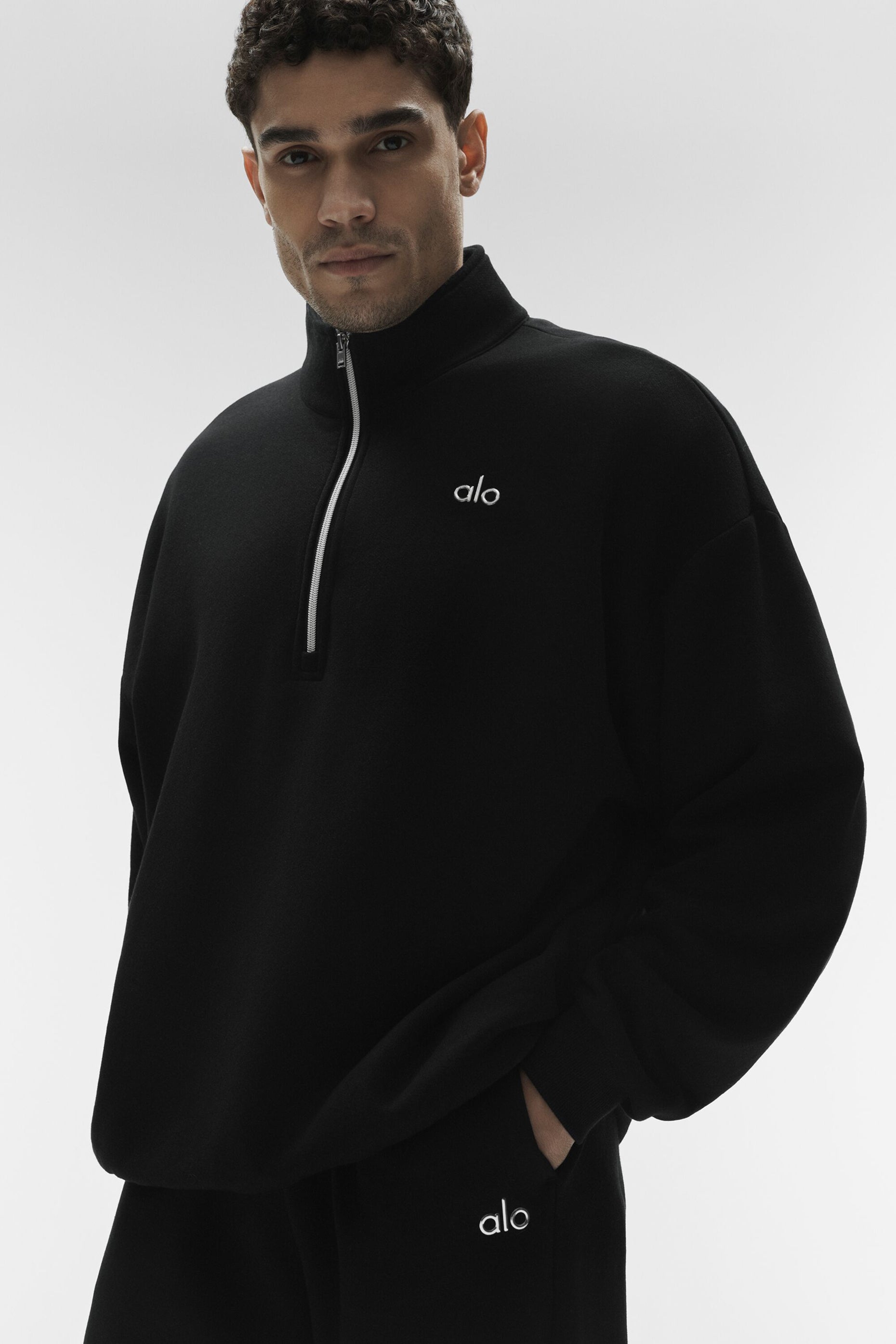Accolade 1/4 Zip Pullover - Black — photo 4