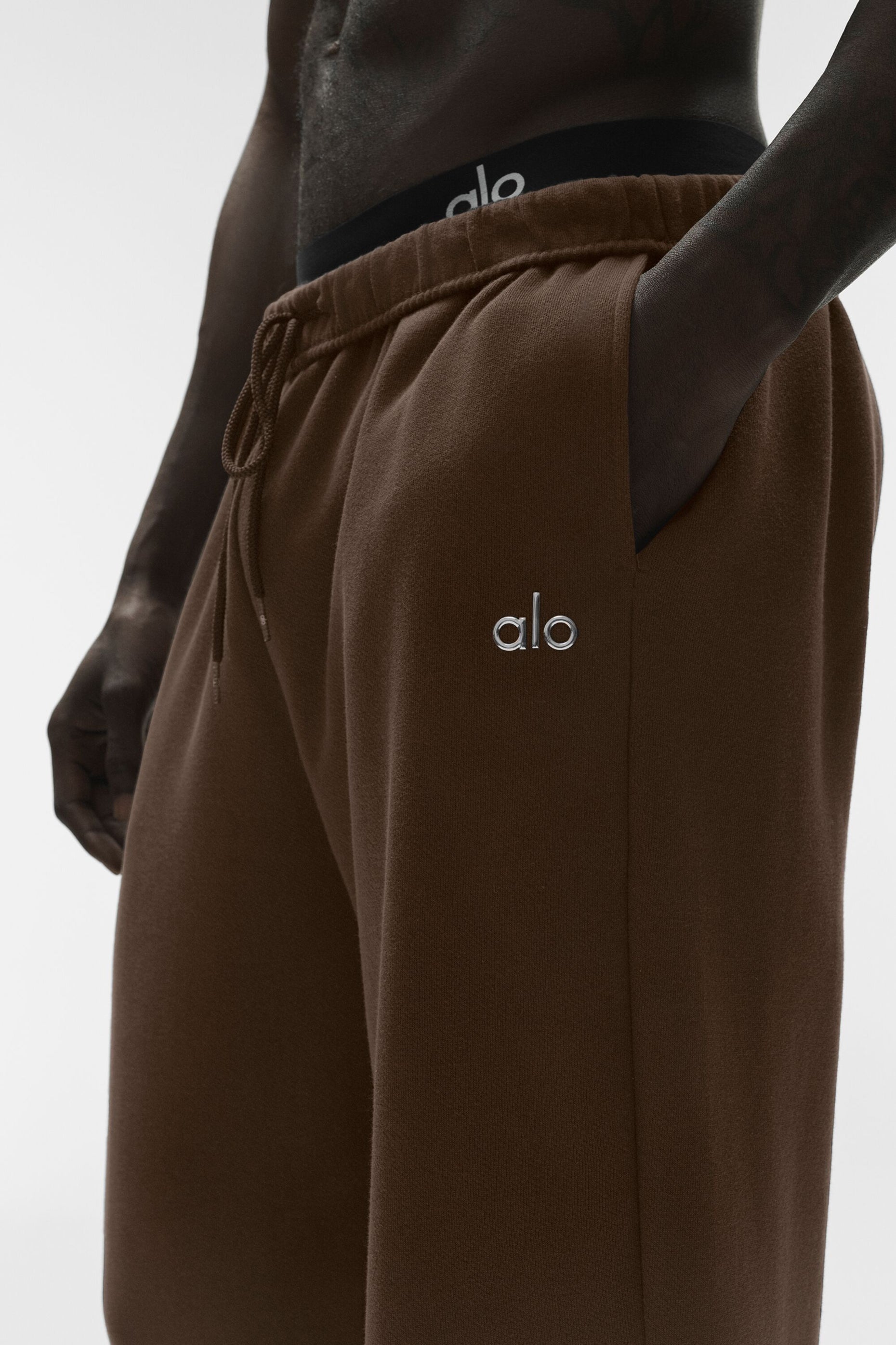 Accolade Straight Leg Sweatpant - Espresso — photo 4