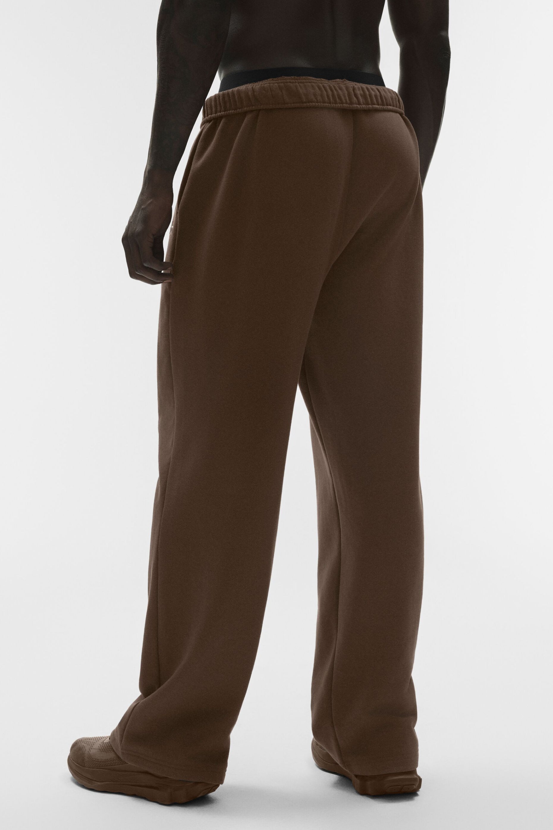 Accolade Straight Leg Sweatpant - Espresso — photo 3