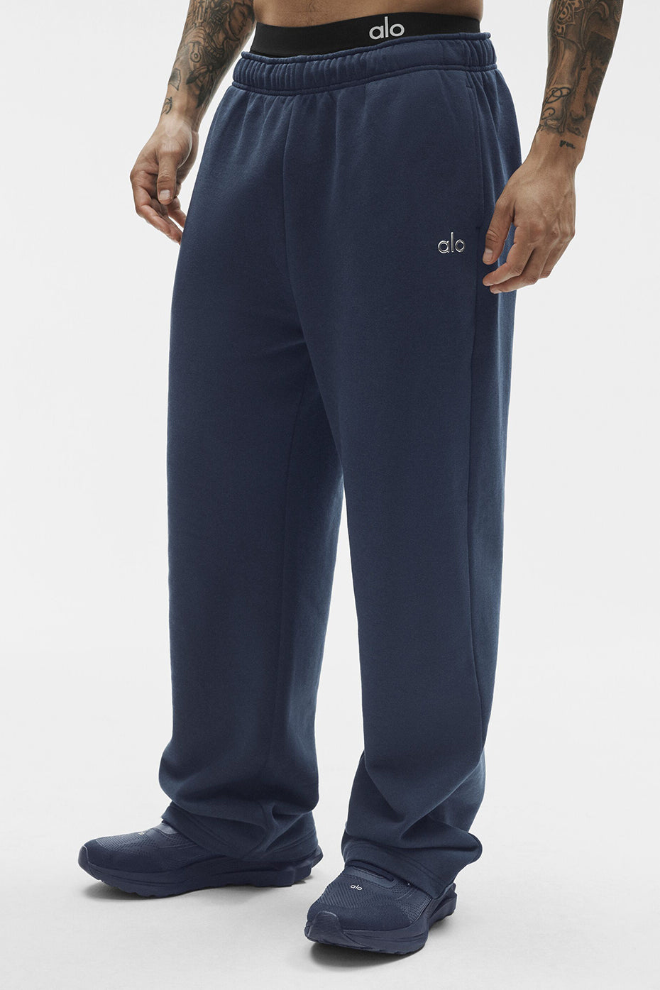 Accolade Straight Leg Sweatpant - Navy — photo 3