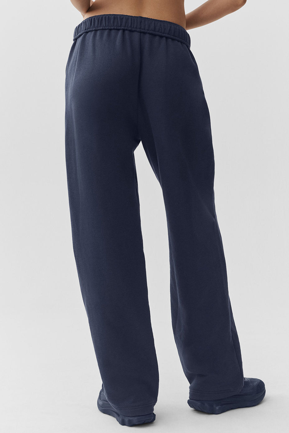 Accolade Straight Leg Sweatpant - Navy — photo 4